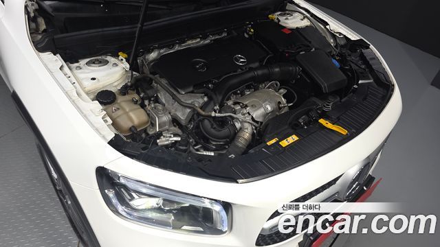 Mercedes-Benz GLB-Class (X247) GLB250 4MATIC 2020 — фото 6