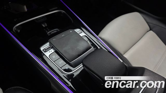 Mercedes-Benz GLB-Class (X247) GLB250 4MATIC 2020 — фото 31