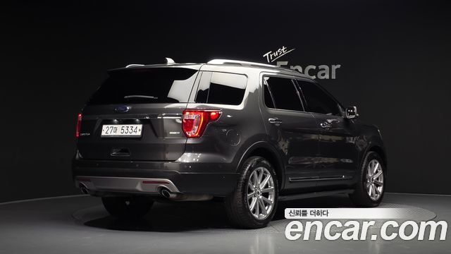 Ford Explorer 2.3 Limited 4WD 5th 2017 — фото 2