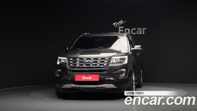 Ford Explorer 2.3 Limited 4WD 5th 2017 — фото 3