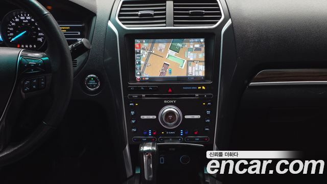 Ford Explorer 2.3 Limited 4WD 5th 2017 — фото 18