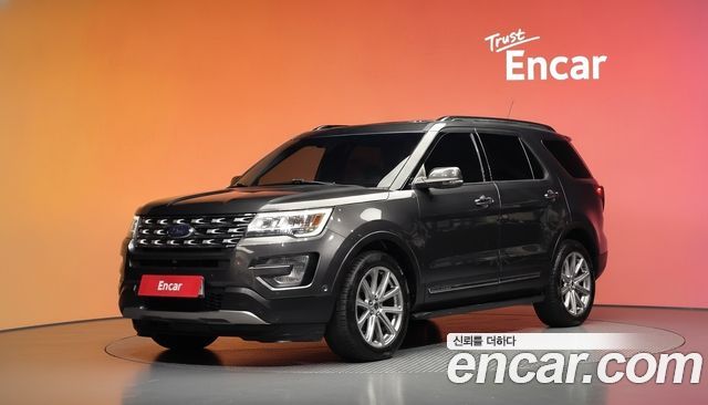 Ford Explorer 2.3 Limited 4WD 5th