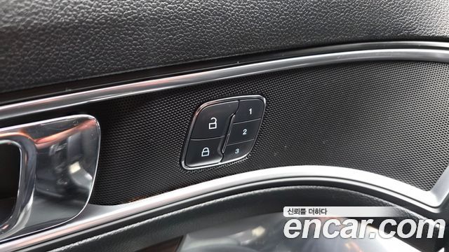 Ford Explorer 2.3 Limited 4WD 5th 2017 — фото 34