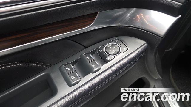 Ford Explorer 2.3 Limited 4WD 5th 2017 — фото 36