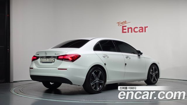 Mercedes-Benz A-Class (W177) A250 4MATIC Sedan 2020 — фото 2