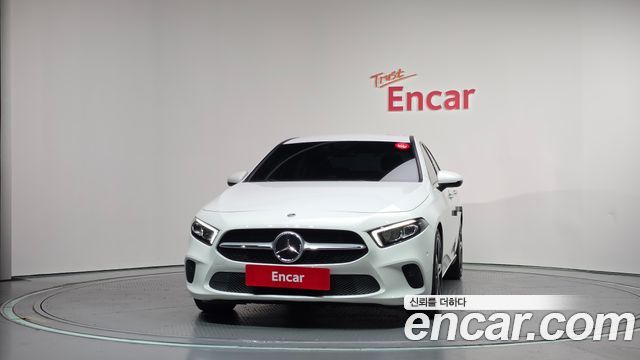 Mercedes-Benz A-Class (W177) A250 4MATIC Sedan 2020 — фото 3