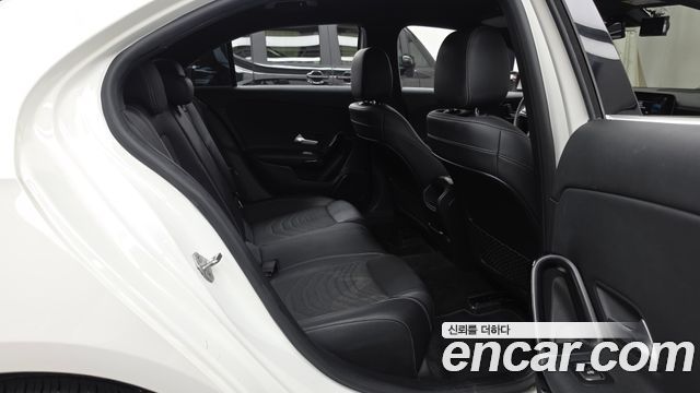 Mercedes-Benz A-Class (W177) A250 4MATIC Sedan 2020 — фото 12