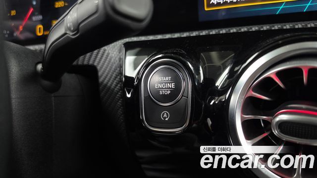 Mercedes-Benz A-Class (W177) A250 4MATIC Sedan 2020 — фото 28