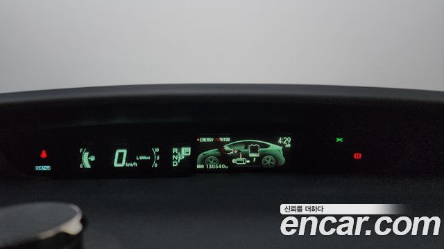 Toyota Prius 1.8 M 2014 — фото 8