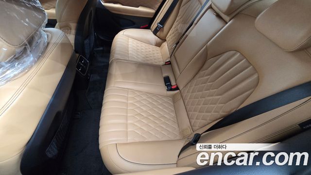 Genesis G70 Gasoline 3.3T 4WD 2023 — фото 12