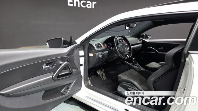 Volkswagen Scirocco 2.0 TSI R 2013 — фото 10