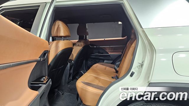 KG Mobility (SsangYong) Torres Gasoline 1.5 2WD T7 2023 — фото 12
