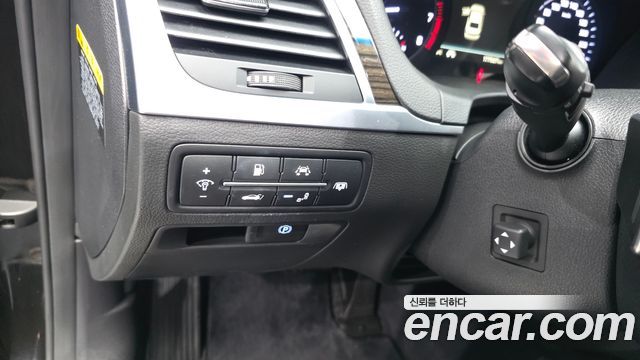 Genesis G80 3.3 GDI AWD Prestige 2019 — фото 29