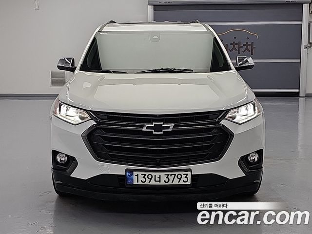 Chevrolet Traverse 3.6 AWD Redline 2021 — фото 2