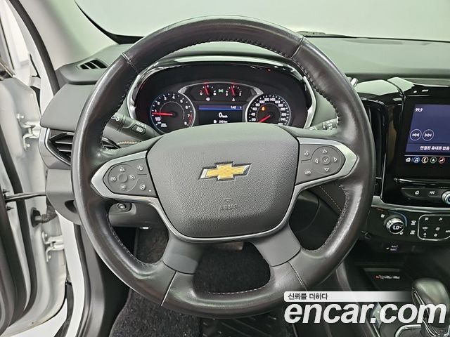 Chevrolet Traverse 3.6 AWD Redline 2021 — фото 9