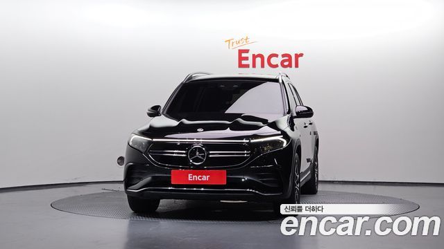 Mercedes-Benz EQB (X243) EQB300 4MATIC AMG Line 2022 — фото 3