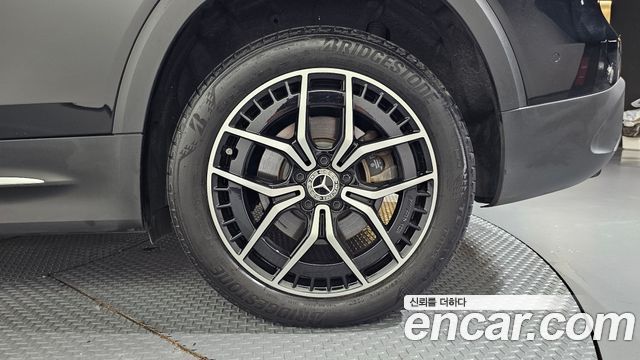 Mercedes-Benz EQB (X243) EQB300 4MATIC AMG Line 2022 — фото 21