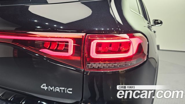 Mercedes-Benz EQB (X243) EQB300 4MATIC AMG Line 2022 — фото 23