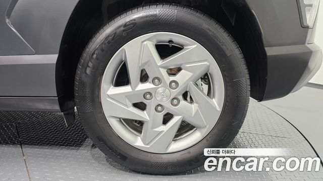 Hyundai Kona Hybrid (SX2) Premium 2023 — фото 21