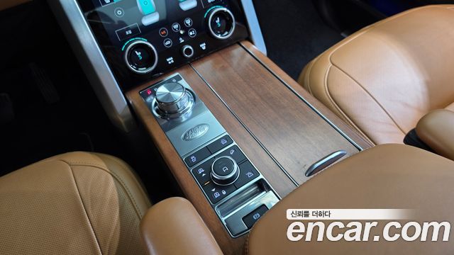 Land Rover Range Rover (IV) 5.0 SC AB LWB 2019 — фото 9