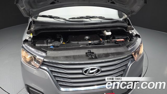 Hyundai Grand Starex Wagon 11-Seater Smart 2019 — фото 6