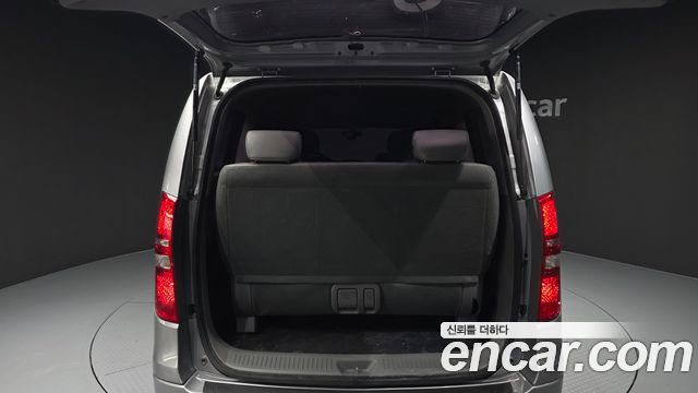 Hyundai Grand Starex Wagon 11-Seater Smart 2019 — фото 20