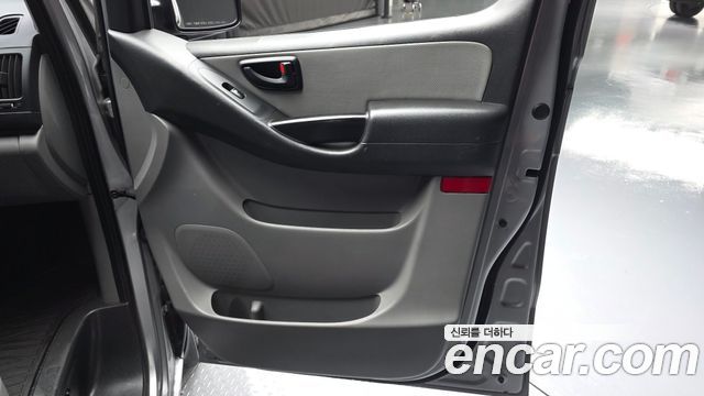 Hyundai Grand Starex Wagon 11-Seater Smart 2019 — фото 24
