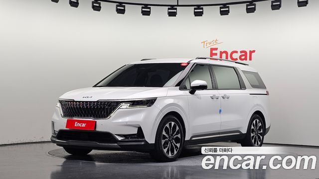 Kia Carnival (IV) Gasoline 9-Seater Signature 2023 — фото 1