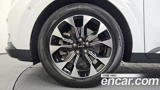 Kia Carnival (IV) Gasoline 9-Seater Signature 2023 — фото 5