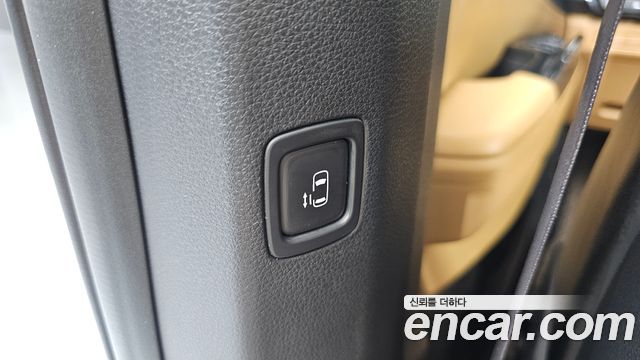 Kia Carnival (IV) Gasoline 9-Seater Signature 2023 — фото 17