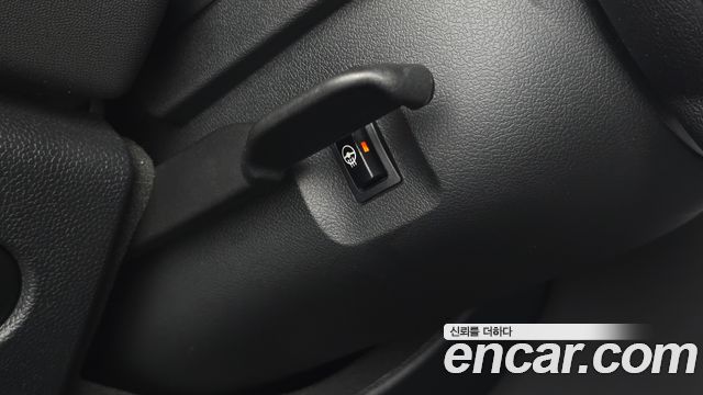 MINI Cooper Classic Third Generation 2024 — фото 16