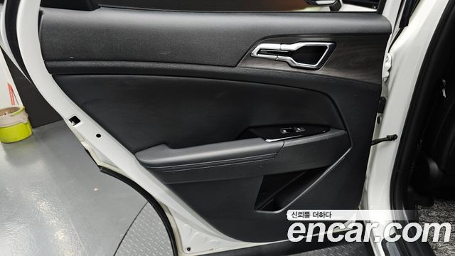 Kia Sportage (V) LPG 2.0 2WD Signature Gravity 2023 — фото 25