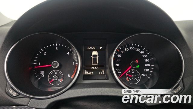 Volkswagen Golf (VI) 1.6 TDI Blue Motion StyleEdition 2013 — фото 8