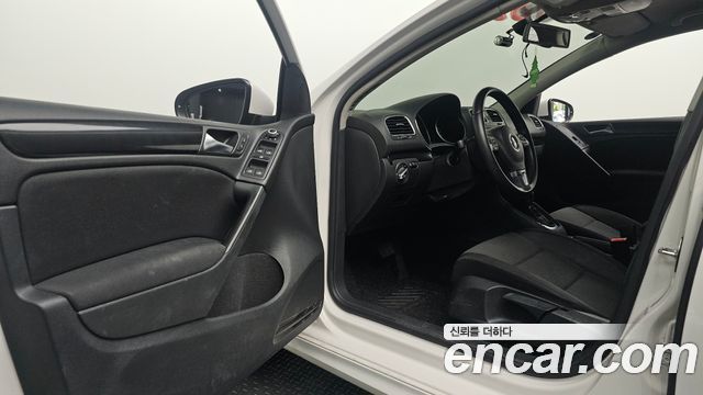 Volkswagen Golf (VI) 1.6 TDI Blue Motion StyleEdition 2013 — фото 10