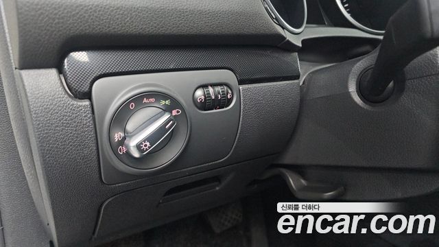 Volkswagen Golf (VI) 1.6 TDI Blue Motion StyleEdition 2013 — фото 21