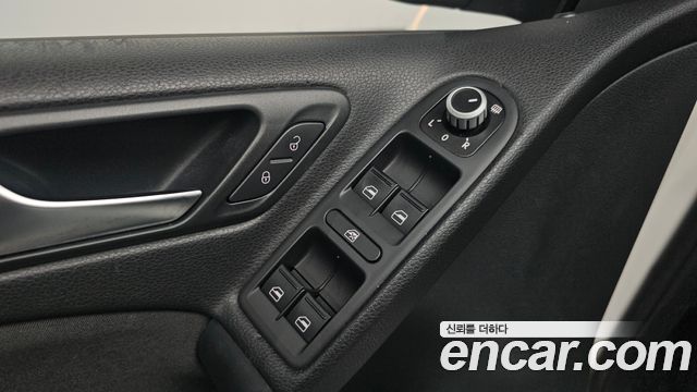 Volkswagen Golf (VI) 1.6 TDI Blue Motion StyleEdition 2013 — фото 33