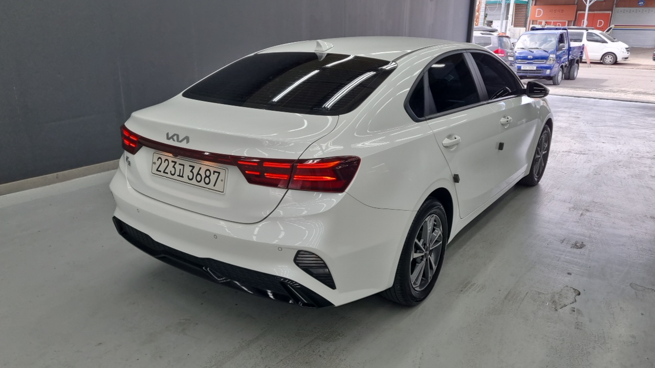 Kia K3 (II) 1.6 Prestige 2022 — фото 2