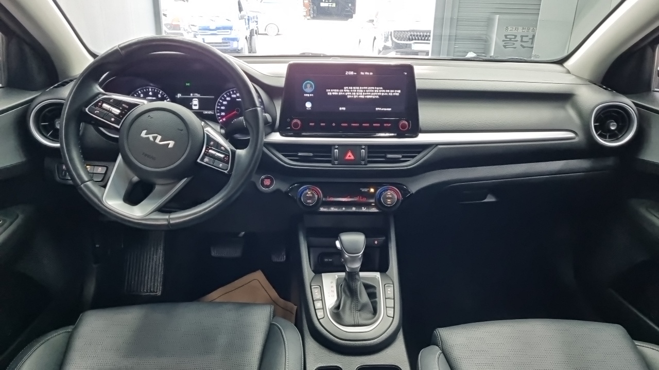 Kia K3 (II) 1.6 Prestige 2022 — фото 7