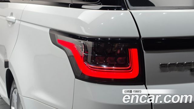 Land Rover Range Rover Sport (II) 3.0 SDV6 HSE Dynamic 2020 — фото 23