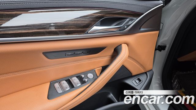 BMW 5 Series (G30) 520i M Sport 2021 — фото 23