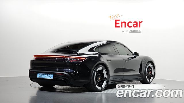 Porsche Taycan GTS 2025 — фото 2