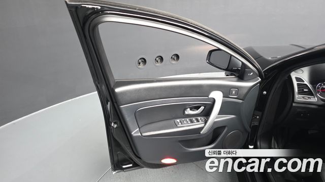 Renault Korea SM5 Platinum 1.6 TCE Standard 2014 — фото 24