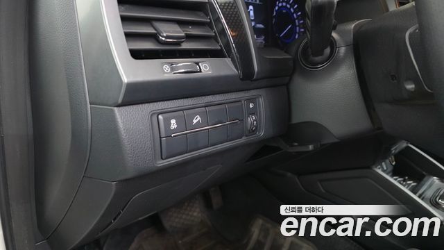 KG Mobility (SsangYong) Rexton Sports Diesel 2.2 2WD Prestige 2021 — фото 19