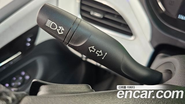 Chevrolet Bolt EV EV Premier 2018 — фото 28