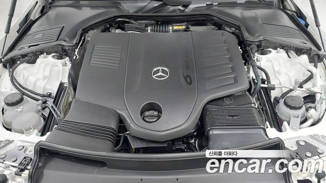 Mercedes-Benz CLE-Class (C236) CLE450 4MATIC Cabriolet 2026 — фото 6