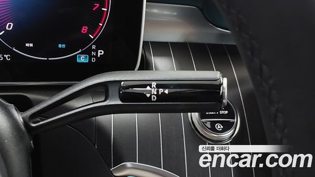 Mercedes-Benz CLE-Class (C236) CLE450 4MATIC Cabriolet 2026 — фото 9