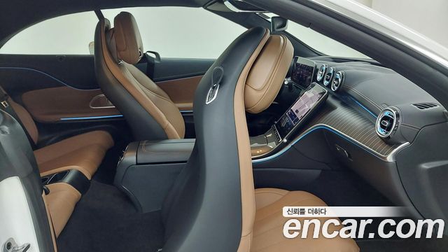 Mercedes-Benz CLE-Class (C236) CLE450 4MATIC Cabriolet 2026 — фото 15