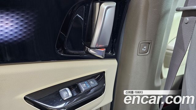 Kia Carnival (IV) Diesel 7-Seater Hi-Limousine Signature 2022 — фото 18