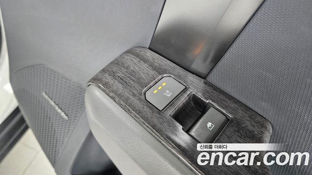Kia EV3 Long Range 2WD Earth 2025 — фото 19