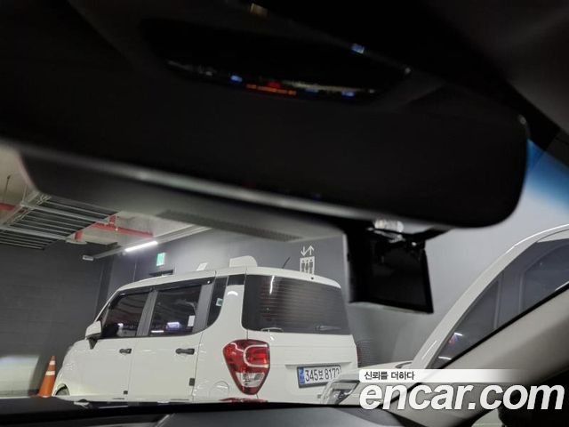Hyundai Grandeur (GN7) 2,5 Gasoline 2WD Exclusive 2025 — фото 16